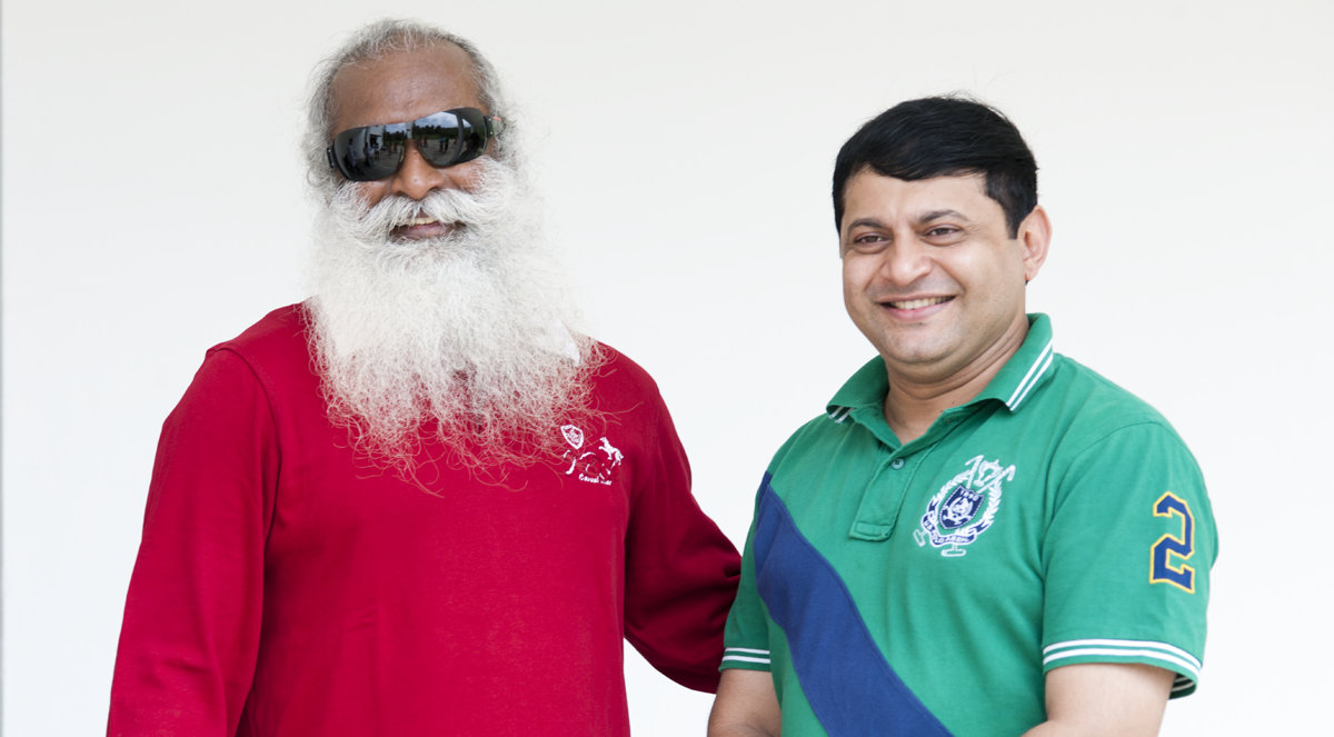 Deepak Thimaya with Sadhguru Jaggi Vasudev